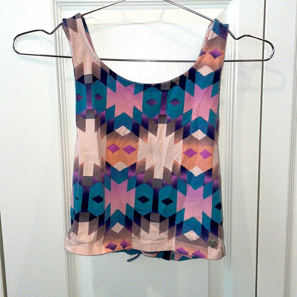 Kendall & Kylie crop top size small multi color